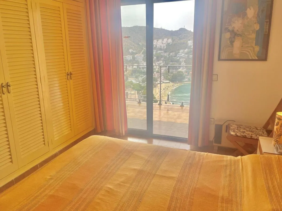 Saint Jacques A3 Apartment Roses